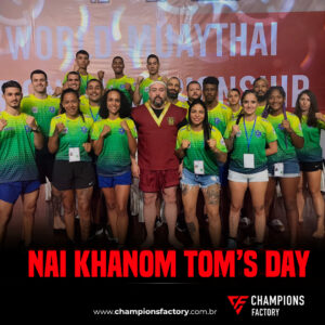 Read more about the article Nai Khanom Tom’s Day