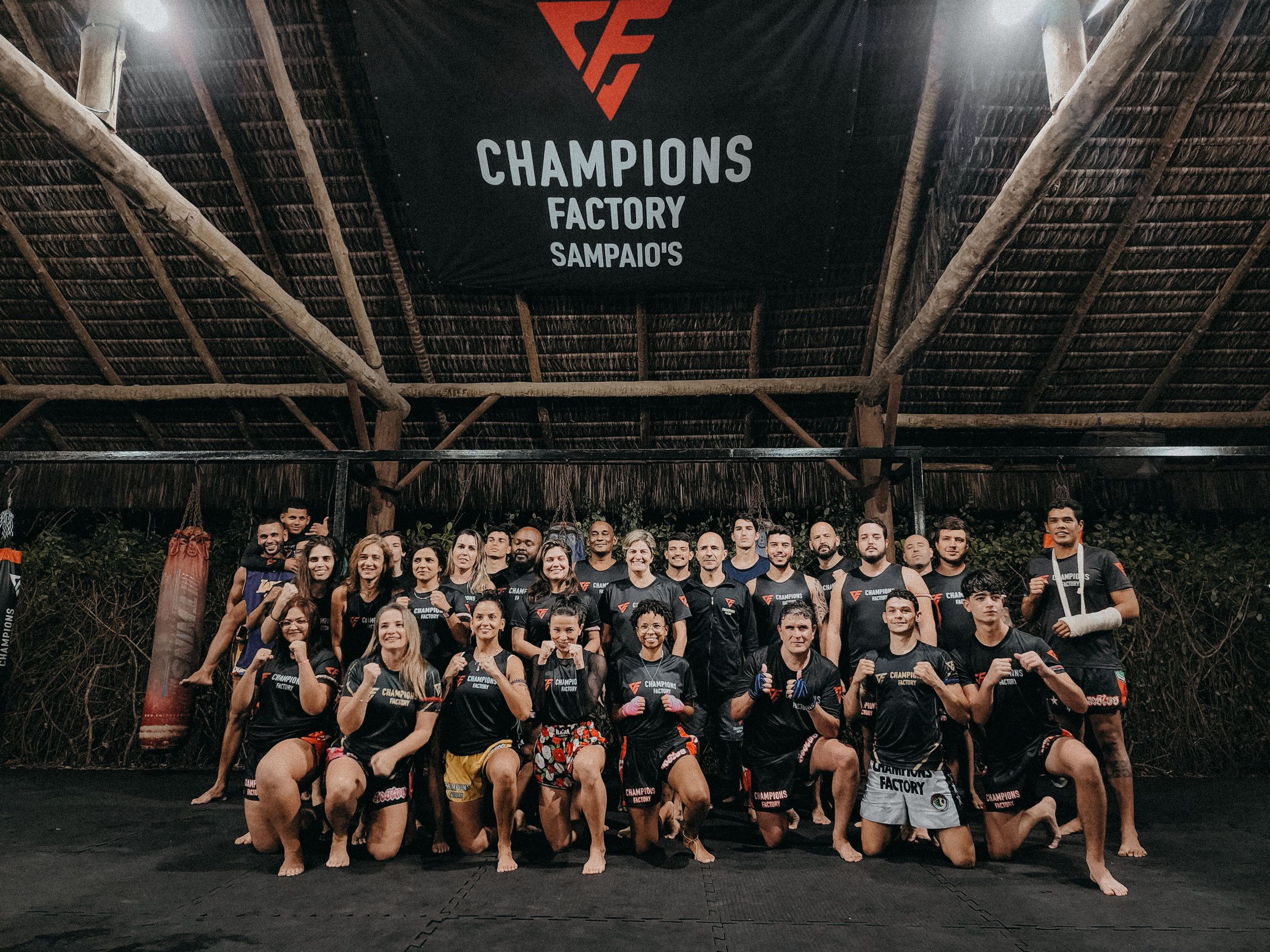 Read more about the article Parabéns aos novos graduados da Champions Factory Recreio – RJ